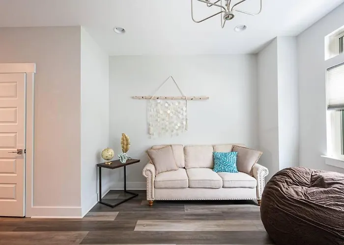 The Sente, New Home, Two Miles To Downtown Charlotte